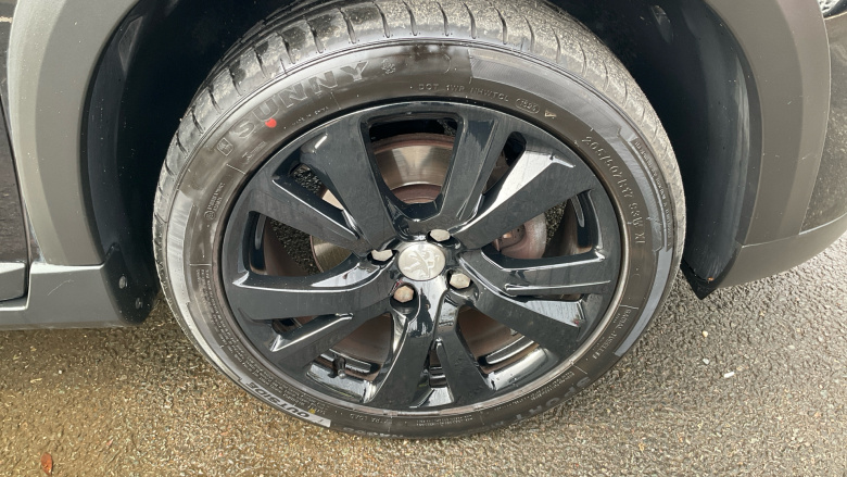 Peugeot 2008 1.2 PureTech 130 Allure 5dr Petrol Estate